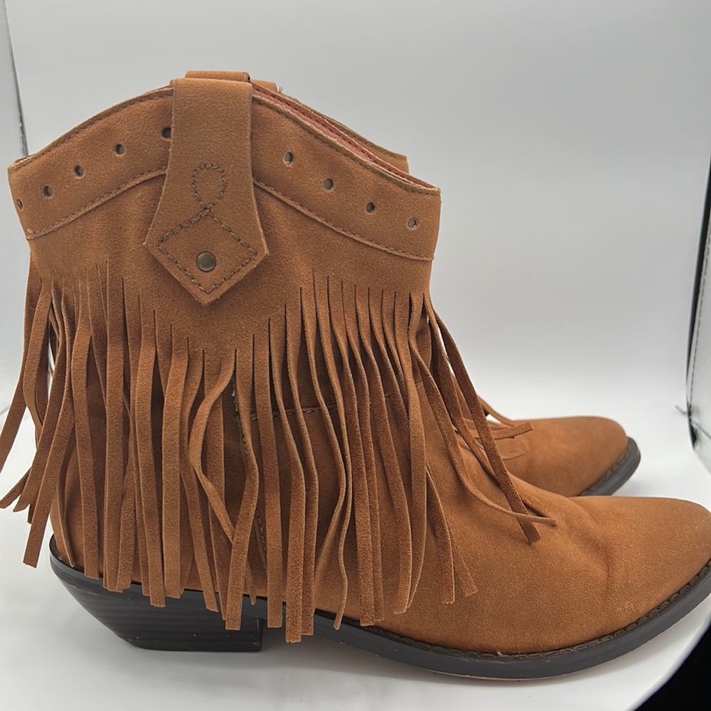 Miranda by Miranda Lambert Women's Light Brown Boots With Tassels Sz. 7.5M - Picture 4 of 12